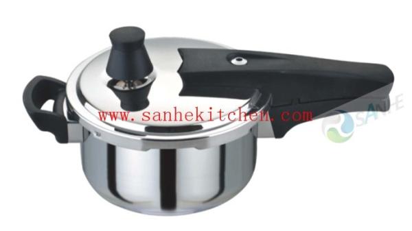 Triple bottom stainless steel Pressure cooker,thickness 1.0mm