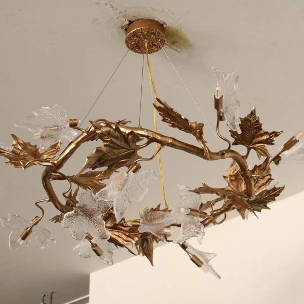 O candelabro de Art Glass Maple Leaf Pendant do corpo do cobre H65 ilumina ISO9001 moderno