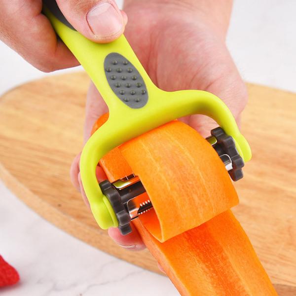 Eletrodomésticos de aço inoxidável Rotatable Peeler 3 em 1 para o vegetal da batata
