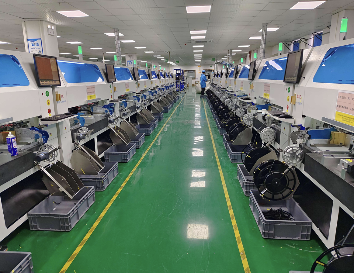 High Definition LED Advertising Machine Multi Angle Tri Fold LED Display