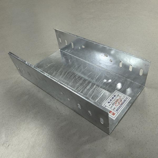 Wall Mounted Hot Dip Galvanized Cable Tray For Non Flammable Applications