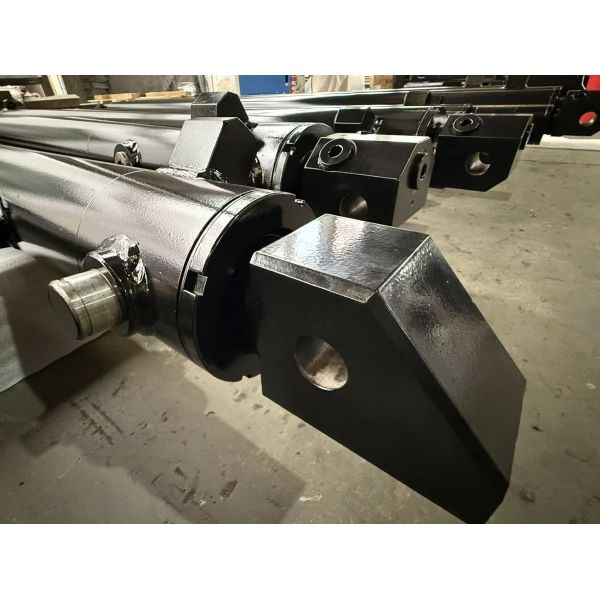Custom Telescopic Hydraulic Cylinder High Tonnage Long Stroke Hard Chrome Plated For Crane