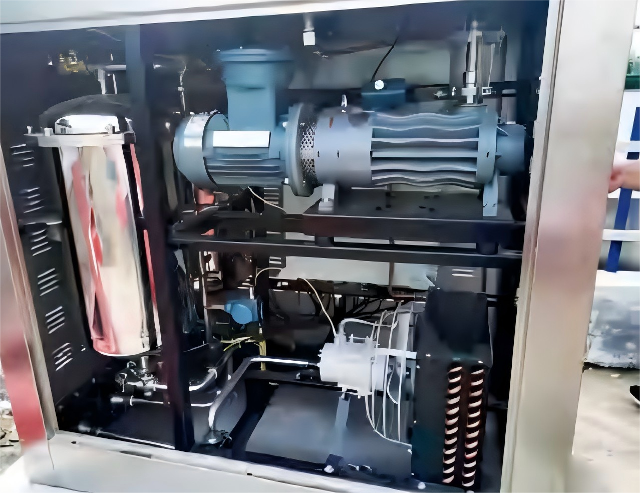 Vacuum Dry Screw Pump Oil Free Water Cooling High Vacuum CE Certified