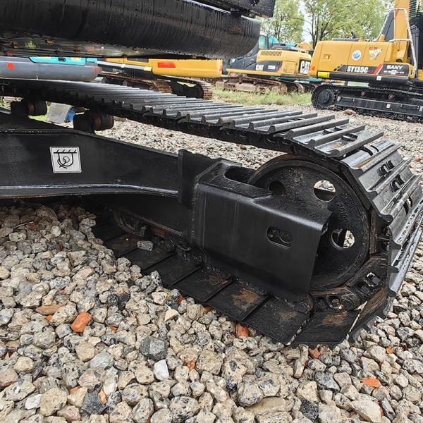 SANY SY135 Used Small Excavator 73kw Rated Power 0.6m3 Bucket Capacity 240L Large Fuel Tank