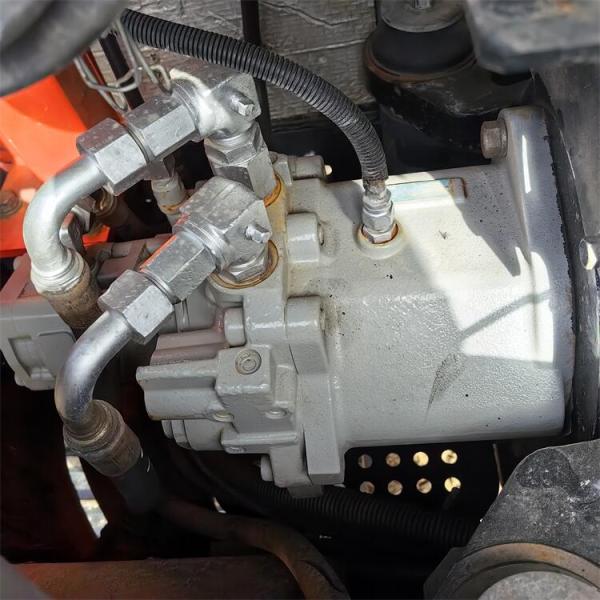 Hydraulic Cylinder Original Kubota KX183-3 KX183 Excavator 8ton in Shanghai Japan Made