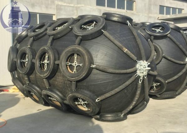 Anti - Aging Natural Rubber Floating Marine Rubber Fender With Chain Net