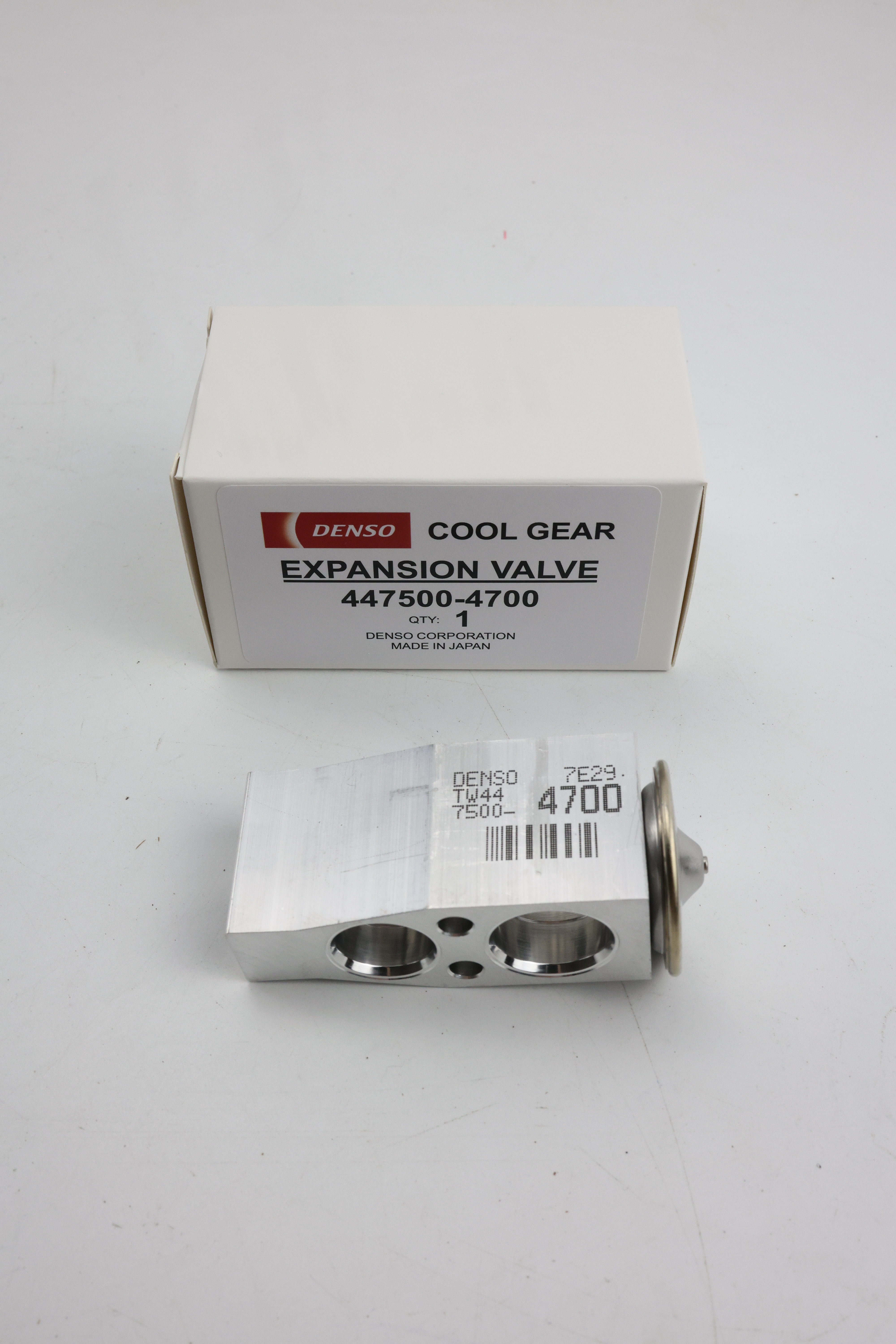 447500-4700 DENSO Cool Gear Expansion Valve For ACV40 88515-06070