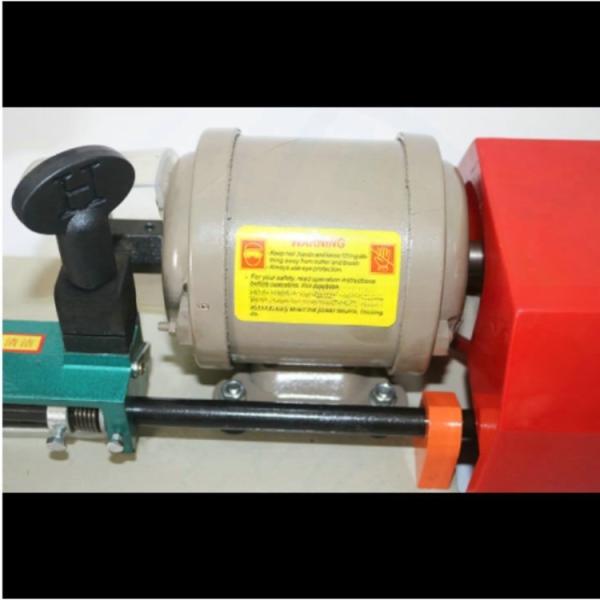 220V/110V Key Copy Machine and 50/60Hz Key Cutting Machine for Duplicating Key Blank