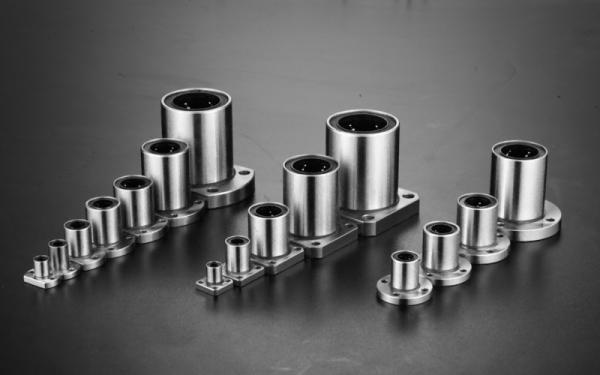 Precision LMF8UU Round  Linear Flange Bearing With Silver PA66