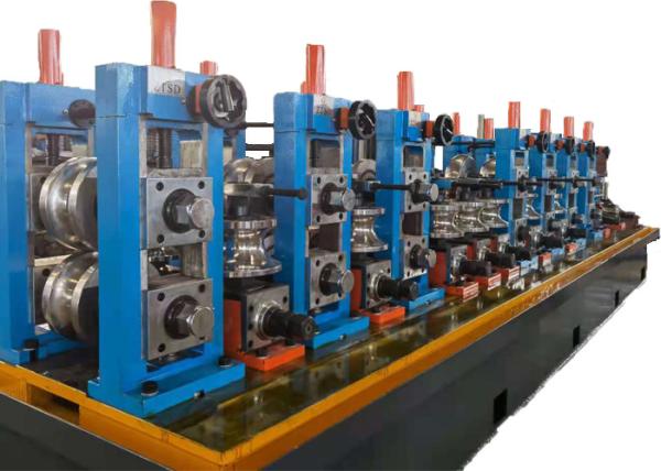 Ligne de production de tubes en acier soudé à haute productivité 3.0-7.0mm d'épaisseur