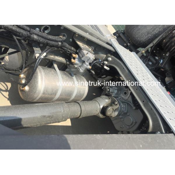 Tractor anaranjado del color de Howo del camión confiable del tractor y consumo de combustible bajo del camión