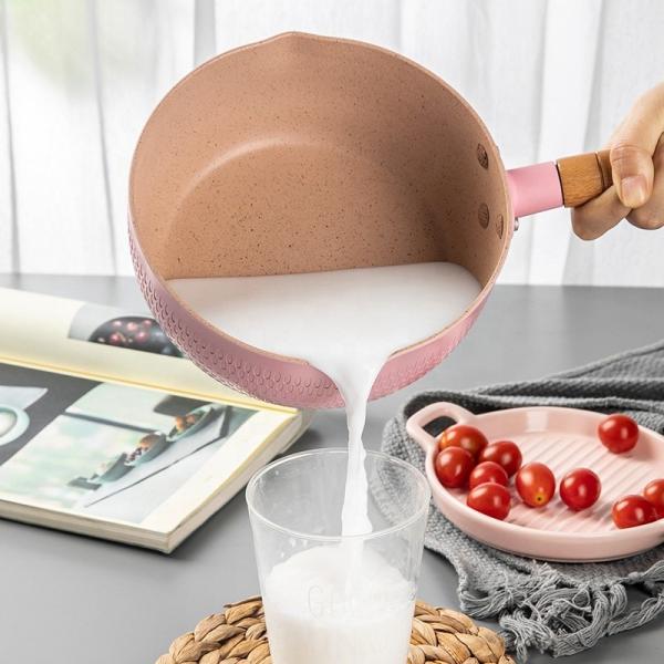White Kitchen Cookware Aluminum Sauce Pan Non Stick With Wooden Handle