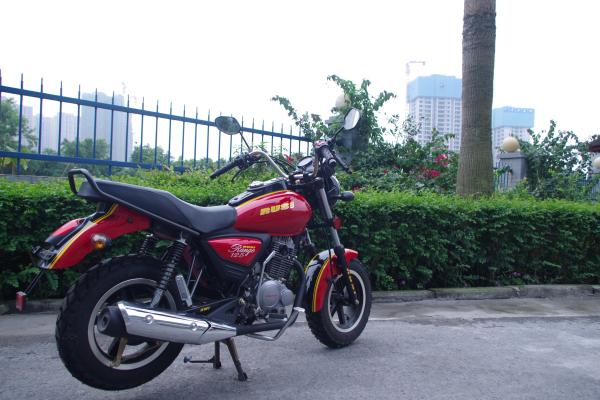 Motocicleta automática chinesa de 150cc de marcas para venda