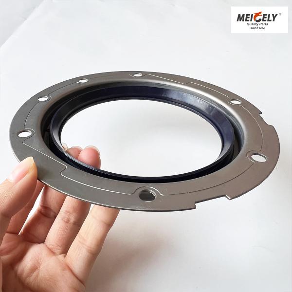 Fuso And Canter ME011867 Crankshaft For Mitsubishi Oil Seal With Spring Type