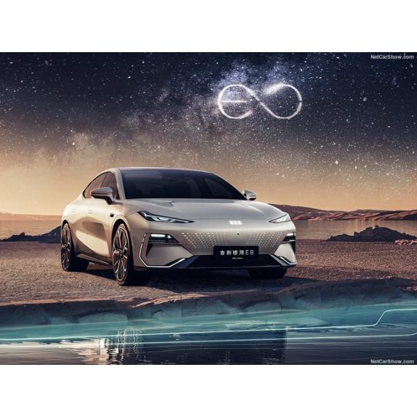 Geely Galaxy E8 Ev Электромобиль 2024 550Kw Max Новый энергетический автомобиль Седан с одним двигателем При 190 км/ч Максимальная скорость