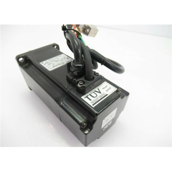 Yaskawa Electric Ac Servo Motor 400W  200V SGME-04VF14 2.6A