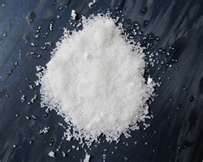 Каустическая сода Пеарльс фабрика 1310-37-2 окисоводопода Кристл 99%/натрий для медикамент