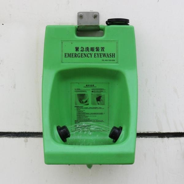 Bright green Emergency 6 minutes portable eye wash/ laboratory eye wash, 30L portable eyewash station