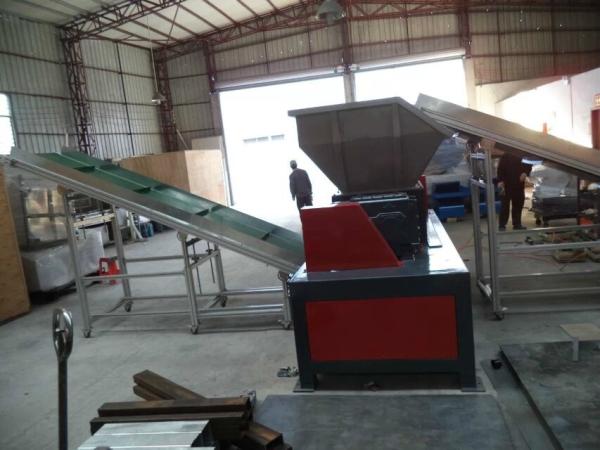 plastic shredder recycling machine / used battery shredder machine