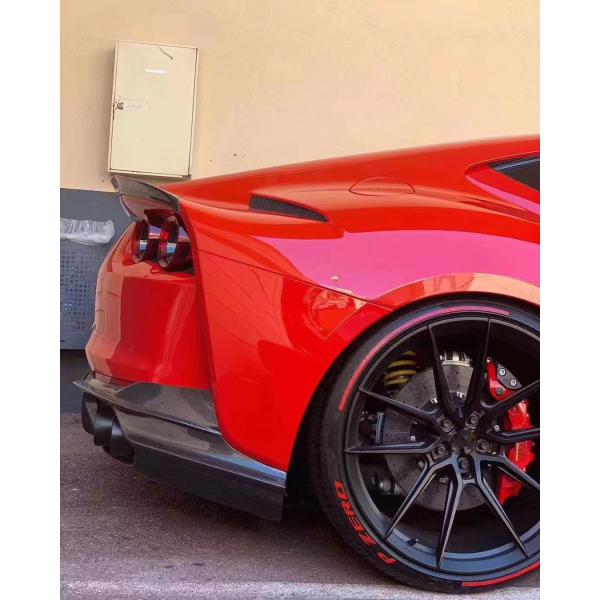 Fibra de carbono seca para el Ferrari 812 Kit de cuerpo de fibra de carbono 812 estilo Nivic mejorado Frente de labio difusor spoiler Hood