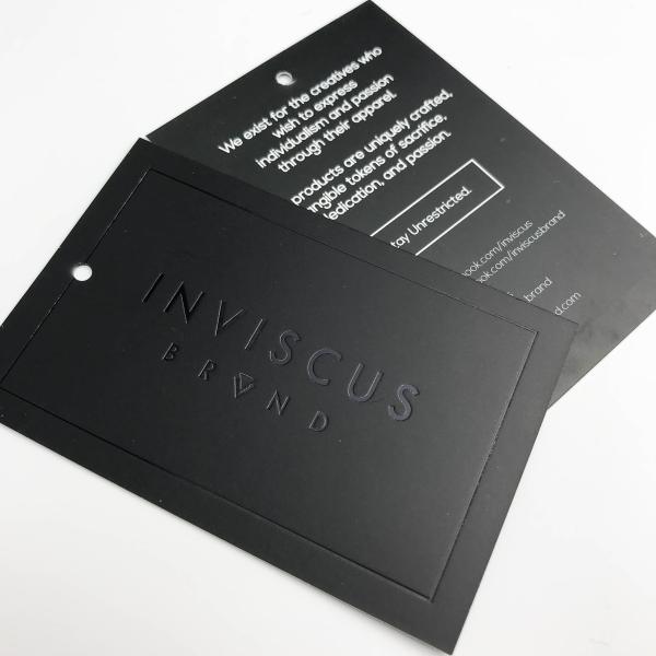 Горячее штемпелюя лакируя Pantone персонализировало hangtag для одежд