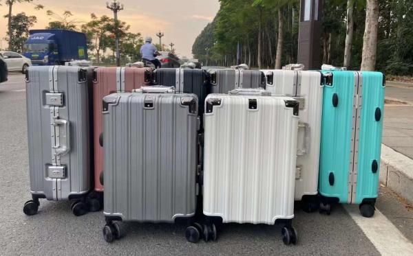 Wholesale Products Good Price Aluminum Frame ABS - PC Case Suitcase Travel Luggage Set For Outdoors Made In Vietnam
