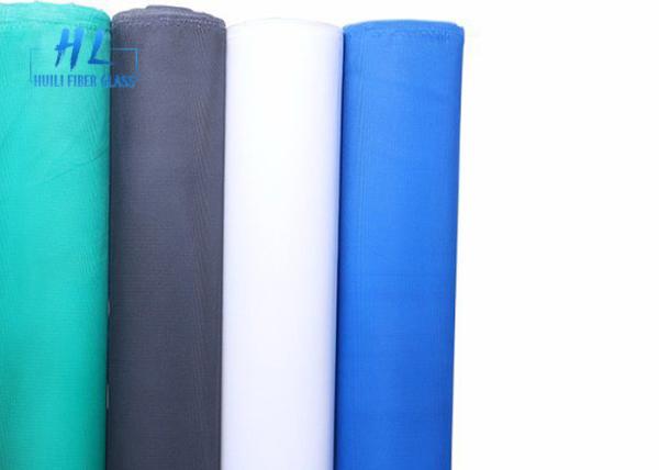 Tela de fibra de vidro revestida de poliéster preto resistente aos raios UV para proteção ideal