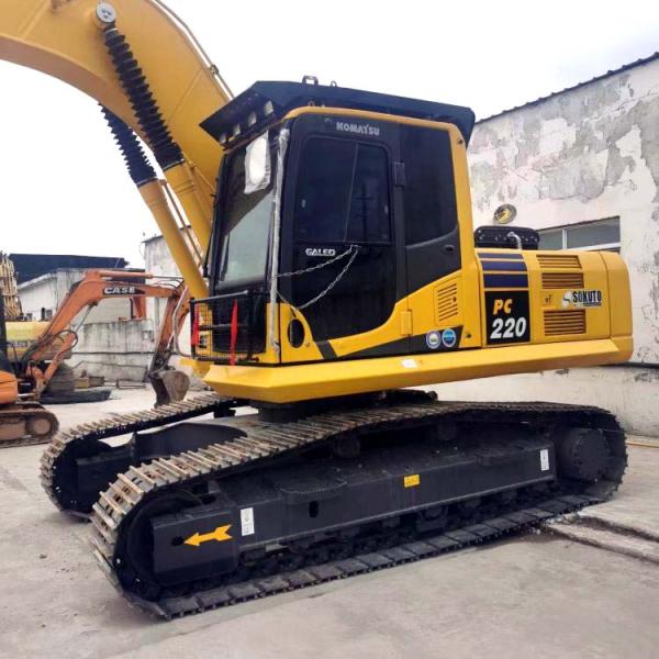 22 Ton Used Komatsu PC220-8 Excavators in Japan Good Condition and Low Operating Cost