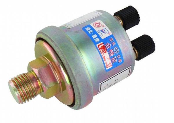 High Standard Cummins Diesel Engine Parts Oil Sending Unit Sensor For Bus