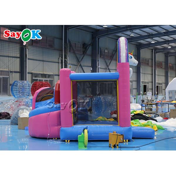 Батут крупного плана небольшого дома прыжка единорога PVC детей раздувного крытый
