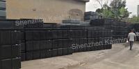 Pontoon flottant en HDPE de couleur noire et modulaire carré avec mousse EPS