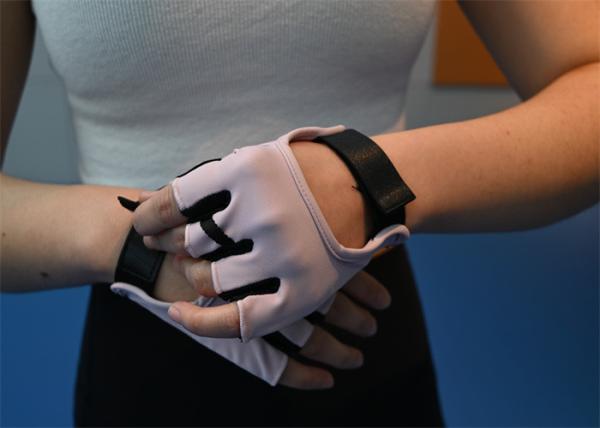 Cores preta e rosa Luvas de Yoga Guantes de Yoga Exercícios de Pilates Luvas de ginástica de dedos completos
