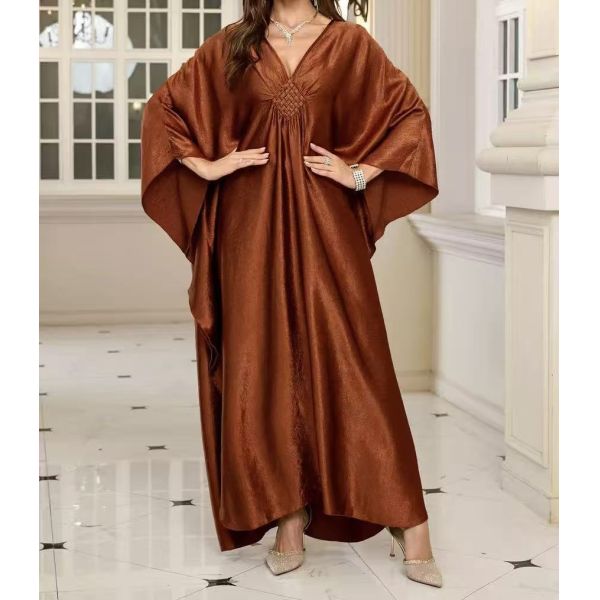 Plus Size Women's Fashion Printed Back Slit Long Dress, European and American Style V-Neck Pleated Dress, Fashionable Vacation Style Long Dress