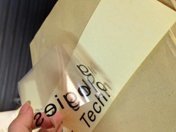 O tubo de ensaio feito sob encomenda claro transparente dos laboratórios de aço da estrela etiqueta o tamanho de 6X3 Cm para o eviale V
