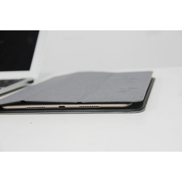 Foldable Nontoxic Mouse Pad With Phone Holder , 10W Mouse Pad Charging Station