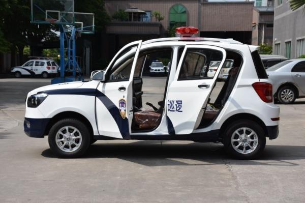 Modern 72V 3.5KW Electric Patrol Car , Closed Smart Security Patrolling Vehicles