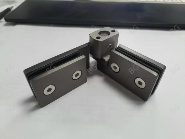 Casting Brass Shower Door Hinges High Precision Erosion Resistant