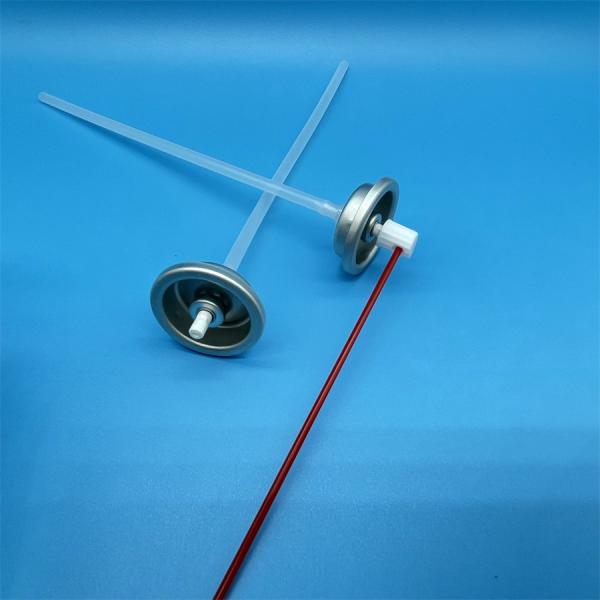 Vanne de lubrification WD-40 haute performance pour démonstrations en magasin et expérience client avec une brume constante.