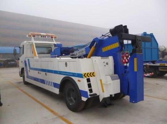 Transmission 10 Ton Heavy Recovery Trucks 5995x2090x2670mm Two Floodlight