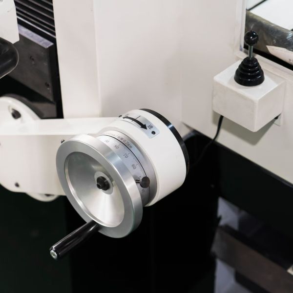 BT-150HS Precision Pneumatic Diamond Tool Grinding Machine for PCD Insert Regrinding