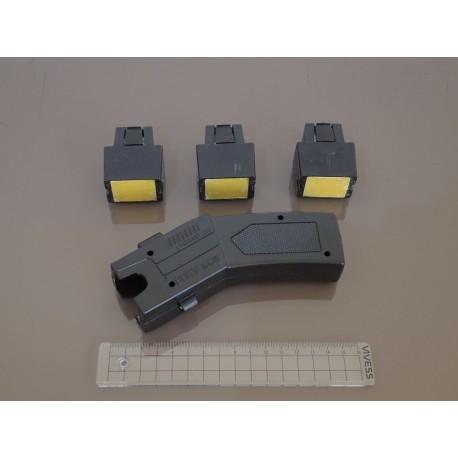 Taser Gun With Laser Light (Three Cartridges) 800KV Stun gunPolice Anti Riot Device Long Distance Stun Guns Baton