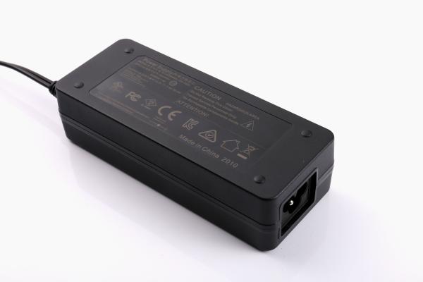 90W Laptop Switching Power Adapter 12V 7.5A 15V 6A 24V 3.75A 24V 4A