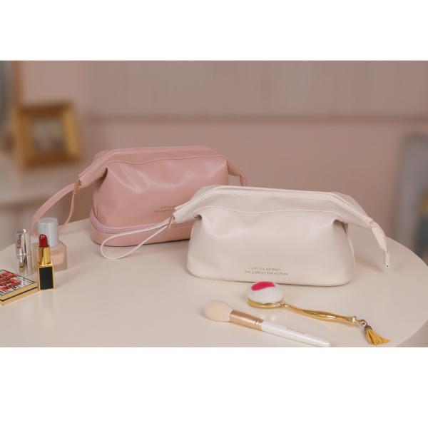 Best PU Cosmetic Bag Customized Logo Make Up Pouch for Women