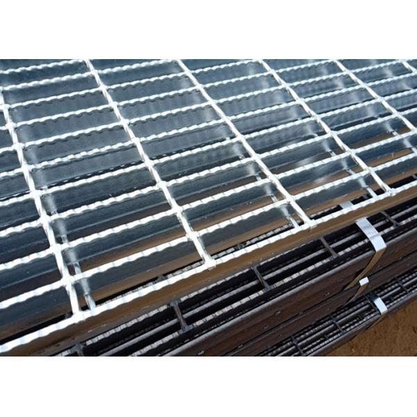 Twisted Flat Bar Serrated Grating Stair Treads For Marine And Ship Decks