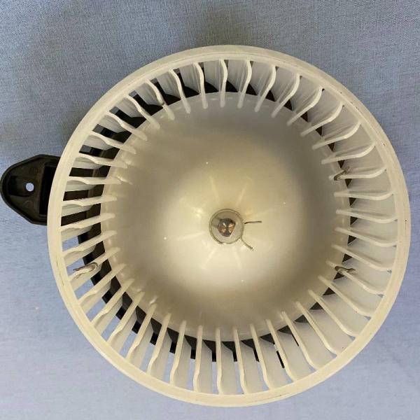4B1820021B Automotive DC Blower Motor Fan Motor Audi A6