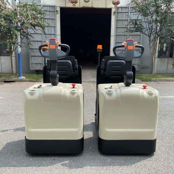 QDD20/30/40 Standing Type Electric Tow Tractor Traction weight: 2T-4T