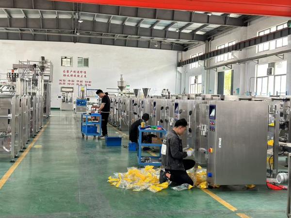 Mechanical Driven Auto Vertical Pouch Sealing Machine Max.220mm Film Roll Diameter