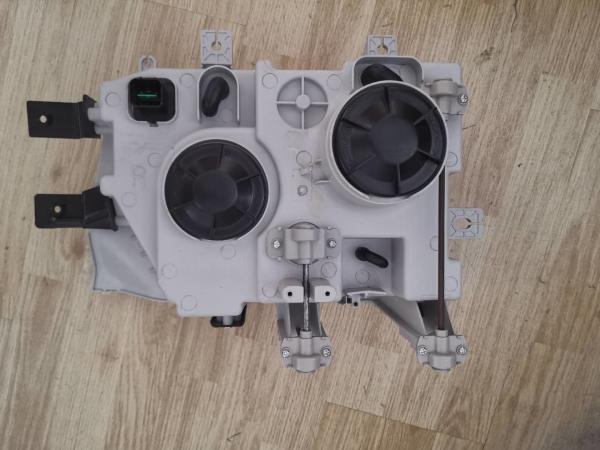 Hyundai HD 120 HD 210 Truck Parts Front Head Lamp OEM 92101-6B003 92102-6B003