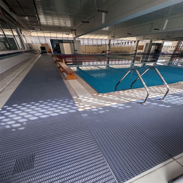 12mm Tubular Drainage Anti Slip PVC Mat For Bathroom And Commercial Wet Floors