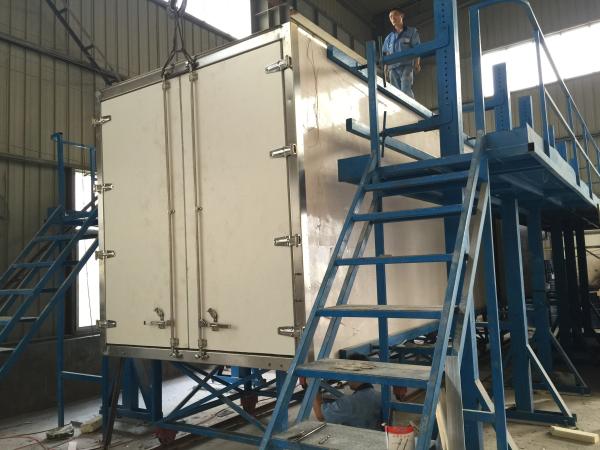 -15 °C Refrigerator Box Truck 290 hp Euro II SINOTRUK HOWO Series